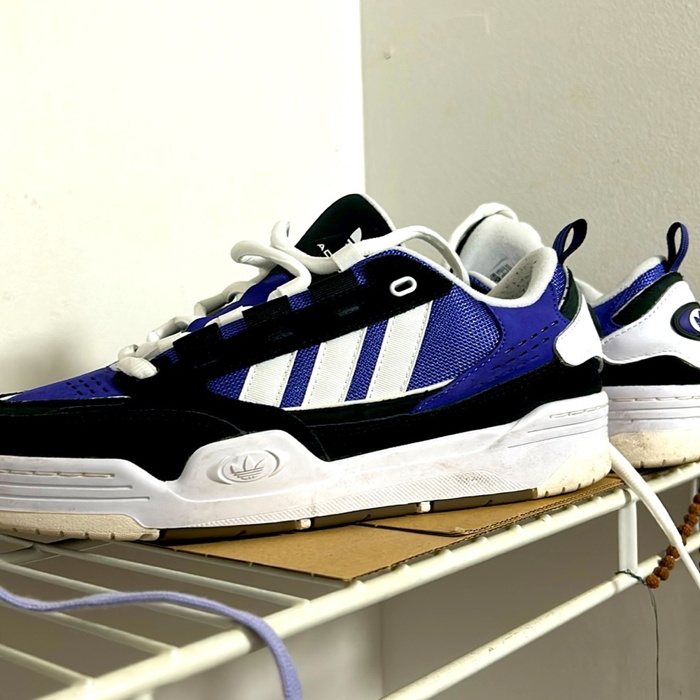 Adidas size 11 skate